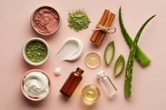 Mỹ Phẩm Thiên Nhiên Có Đúng Là Luôn Lành Tính Hơn Không?