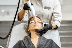Chăm Sóc Da Sau Điều Trị Bằng Laser CO2 Fractional: Bí Quyết Làn Da Hoàn Hảo