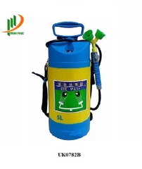 Bình rửa mắt di động UK0782B