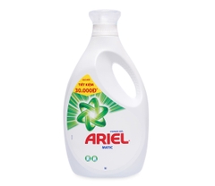 Nước giặt Ariel Đậm đặc chai 2,4lít