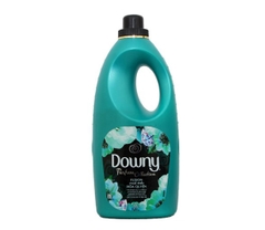 Nước xả vải Downy Hoà quyện chai 1,8lít