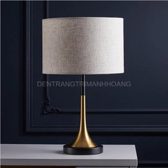 Đèn bàn chân hợp kim
