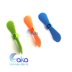 Cánh quạt mini 2 cánh trục 2 mm