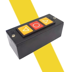 Nút nhấn cửa cuốn âm tường 600V 3A