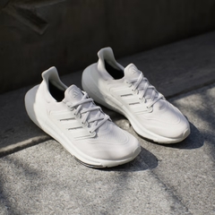 Giày Adidas Ultraboost Light 23 "Triple White"