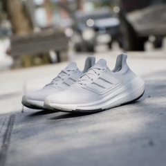 Giày Adidas Ultraboost Light 23 "Triple White"
