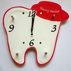 Đồng hồ treo tường hình răng DH106