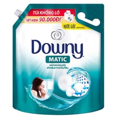 Nước giặt Downy Matic khử mùi ẩm mốc 3.25kg (3.1L).