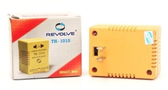 Adaptor đổi điện 220V 110V Revolve TH-1010