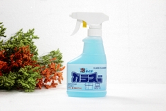Chai xịt vệ sinh kính 300ml Rocket- Hàng Nhật nội địa