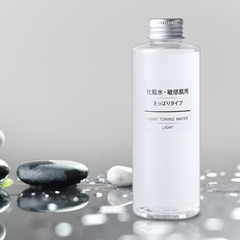 Nước hoa hồng Muji Light Toning Water Light 200ml - Hàng Nhật nội địa