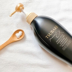 Dầu xả phục hồi chuyên sâu Tsubaki dành cho tóc hư tổn do uốn, duỗi, nhuộm 450ml - Hàng Nhật nội địa