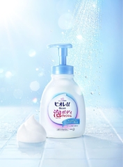 Sữa tắm Biore tạo bọt 600ml màu xanh - Hàng Nhật nội địa