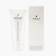 Sữa rửa mặt giúp làm sạch và sáng da Sakura Brightening Cleanser