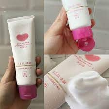 Sữa rửa mặt dưỡng ẩm COW cho da nhậy cảm tuýp 110g - Hàng Nhật nội địa