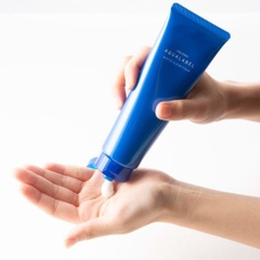 Sữa Rửa Mặt Shiseido Aqualabel Màu xanh Siêu Trắng Da 130g - Hàng Nhật nội địa