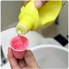 Nước tẩy dùng cho vải màu Mitsuei 1000ml - Hàng Nhật nội địa