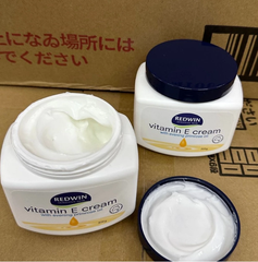 Kem Dưỡng Redwin Vitamin E Dưỡng Da Mềm Mịn 300g