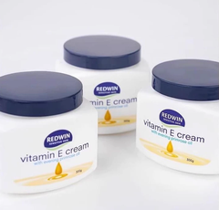 Kem Dưỡng Redwin Vitamin E Dưỡng Da Mềm Mịn 300g