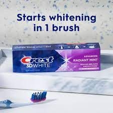 Kem Đánh Răng Crest Trắng Sáng Vượt Trội 93g 3D White Toothpaste Radiant Mint (Hàng Mỹ Nhập Khẩu Chính Hãng) - Hàng Nhật nội địa