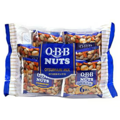 Đậu phộng hạt mix QBB túi 6 gói 108g - Hàng Nhật nội địa
