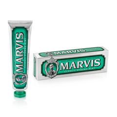 ( Ý) Kem Đánh Răng MARVIS Classic Strong Mint Xanh Lá ( Vị Bạc Hà Thơm Mát)