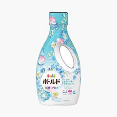 Nước giặt xả kháng khuẩn GelBall P&G 640g chai xanh hương hoa tươi mát - Hàng Nhật nội địa