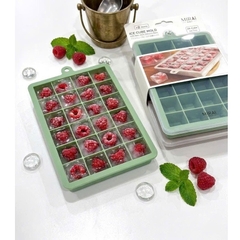 Set 2 khay đá silicone loại 24 viên Mirai (màu ghi, màu xanh) - Hàng Nhật nội địa