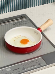 Chảo chống dính Ceramic Todaii - size 18cm, cán gỗ  - Hàng Nhật nội địa