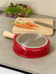 Chảo chống dính Ceramic Todaii - size 18cm, cán gỗ  - Hàng Nhật nội địa