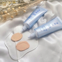 Kem nền trang điểm đa năng 6in1 Sekkisei Brightening BB Essence 26ml ( 01 tone sáng) - Hàng Nhật Nội Địa