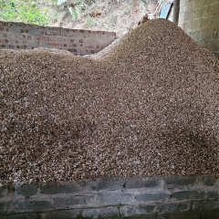 Bán Vỏ Lạc (vỏ đậu phộng) - Giá rẻ, đáp ứng mọi nhu cầu lớn nhỏ của khách hàng