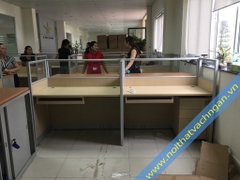 Vách ngăn bàn làm việc gỗ-kính VNB03GK