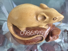 Tượng chuột gỗ Cẩm lai Đaklăk, cao 12cm rộng 16cm sâu 10cm