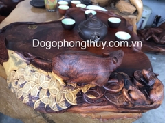 Khay trà phong thủy Chuột, gỗ cẩm lai Đaklak nguyên khôi