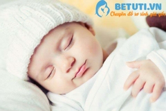 [NGUYÊN TẮC] Chăm sóc trẻ 4 tháng tuổi mùa đông MẸ nào cũng CẦN BIẾT