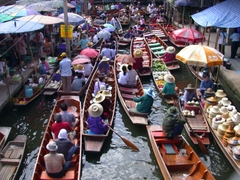 Full Day Floating Market & Rose Garden