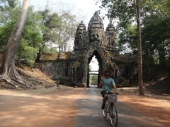 Fullday Phnom Baset & Udong With Lunch