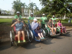 Half Day Phnom Penh Cyclo Tour