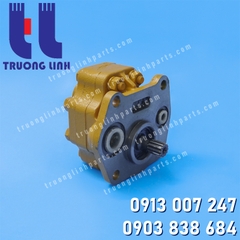 Komatsu Bulldozer Hydraulic Gear Pump 07421-71401 - D20P-5 D20P-6 D20P-7 D20P-8