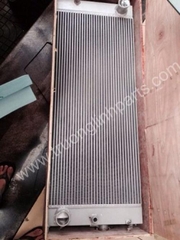 Két Nước Làm Mát 207-03-71520 Động Cơ Máy Xúc Komatsu PC450-7