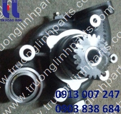 VOE20575653 WATER PUMP