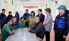 Thuyền viên thoát chết kể phút kinh hoàng khi tàu chìm, 6 người vẫn mất tích