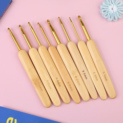 Bộ kim móc len cán gỗ 8 size 2.5mm-6mm