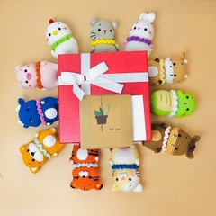 Móc Khoá Len LYLYCRAFT 12 Con Giáp Bằng Len Baby Yarn, Hộp Quà Tặng Ngày Lễ, Tốt Nghiệp, Sinh Nhật, Valentine ( Có sẵn)
