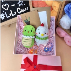 Móc Khoá Len LYLYCRAFT 12 Con Giáp Bằng Len Baby Yarn, Hộp Quà Tặng Ngày Lễ, Tốt Nghiệp, Sinh Nhật, Valentine ( Có sẵn)
