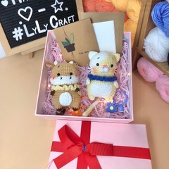 Móc Khoá Len LYLYCRAFT 12 Con Giáp Bằng Len Baby Yarn, Hộp Quà Tặng Ngày Lễ, Tốt Nghiệp, Sinh Nhật, Valentine ( Có sẵn)