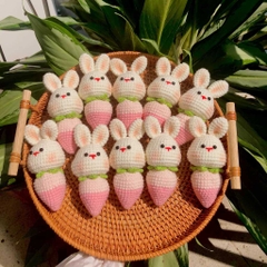 Móc Khóa LYLYCRAFT Chất Liệu Len Milk Cotton Làm Thủ Công Handmade Hình Thỏ Trái Dâu Đan Móc