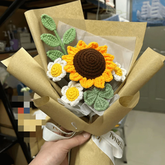 Bó Hoa Hướng Dương Len Tốt Nghiệp Handmade LYLYCRAFT, Quà Tặng Tốt Nghiệp Dành Tặng Bạn Bè Người Yêu-04