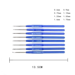 Set 8 Kim Móc Len Tay Cầm Bằng Nhựa Màu Xanh Dương Size Nhỏ Móc Thú, Khăn, Áo Len
